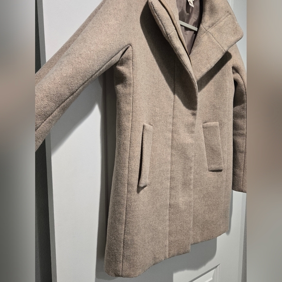 J Crew Women's Tan Beige Wool Blend City Coat Mid Length Size 2P - Picture 7 of 14